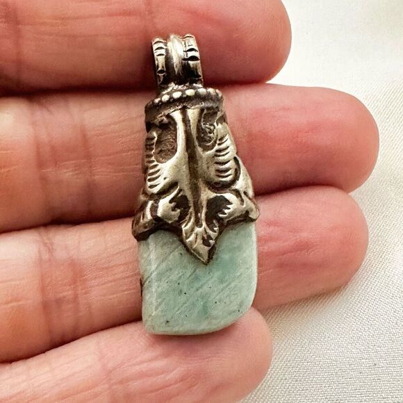 silver tone Tibetan amazonite pendant - Picture 1 of 10
